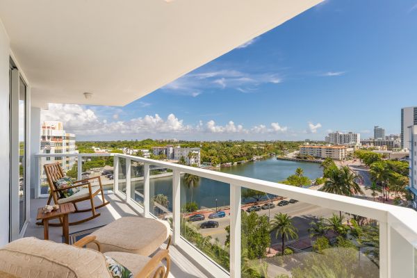 Balcony Construction Service