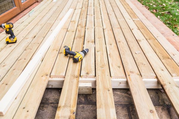 Cost of Damaged Deck Boards Repair in Grand Blanc