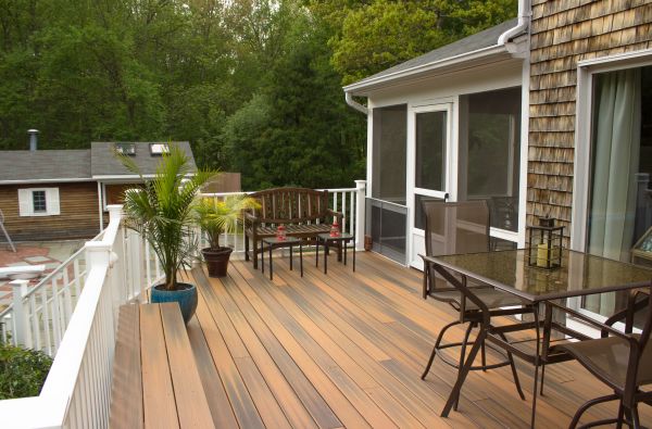 Decking Service in Grand Blanc