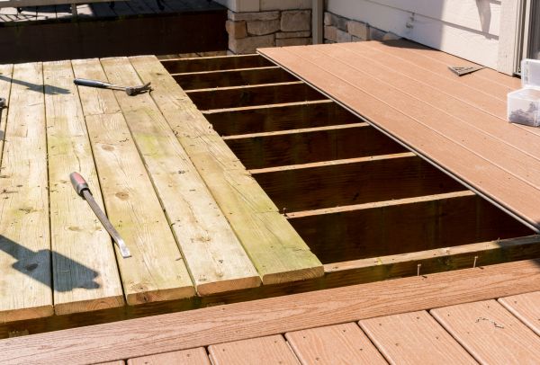 Cost of Deck Floor Replacement in Grand Blanc