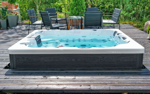 Spa Deck Remodeling Service